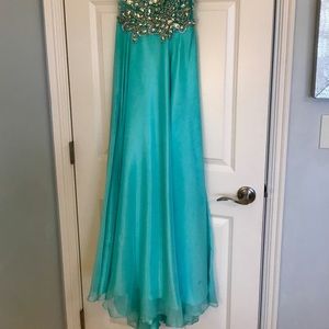 Prom dress